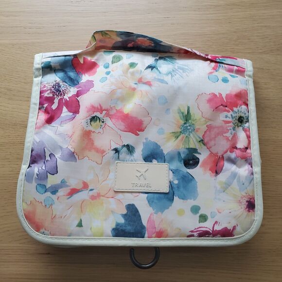 Cream Floral Travel Toiletry Bag - Picture 1 of 13